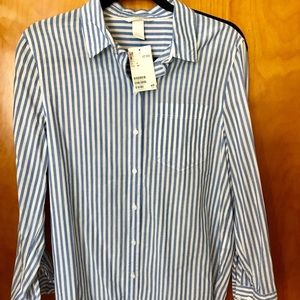 NWT  Blue & white striped button down